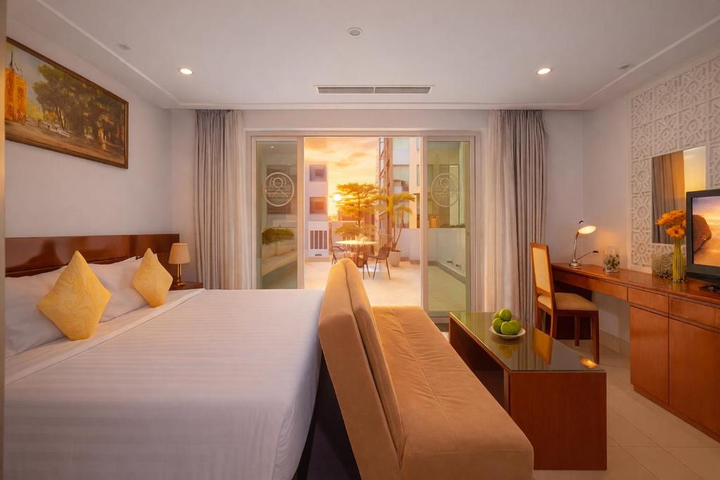 White Lotus Hotel Saigon